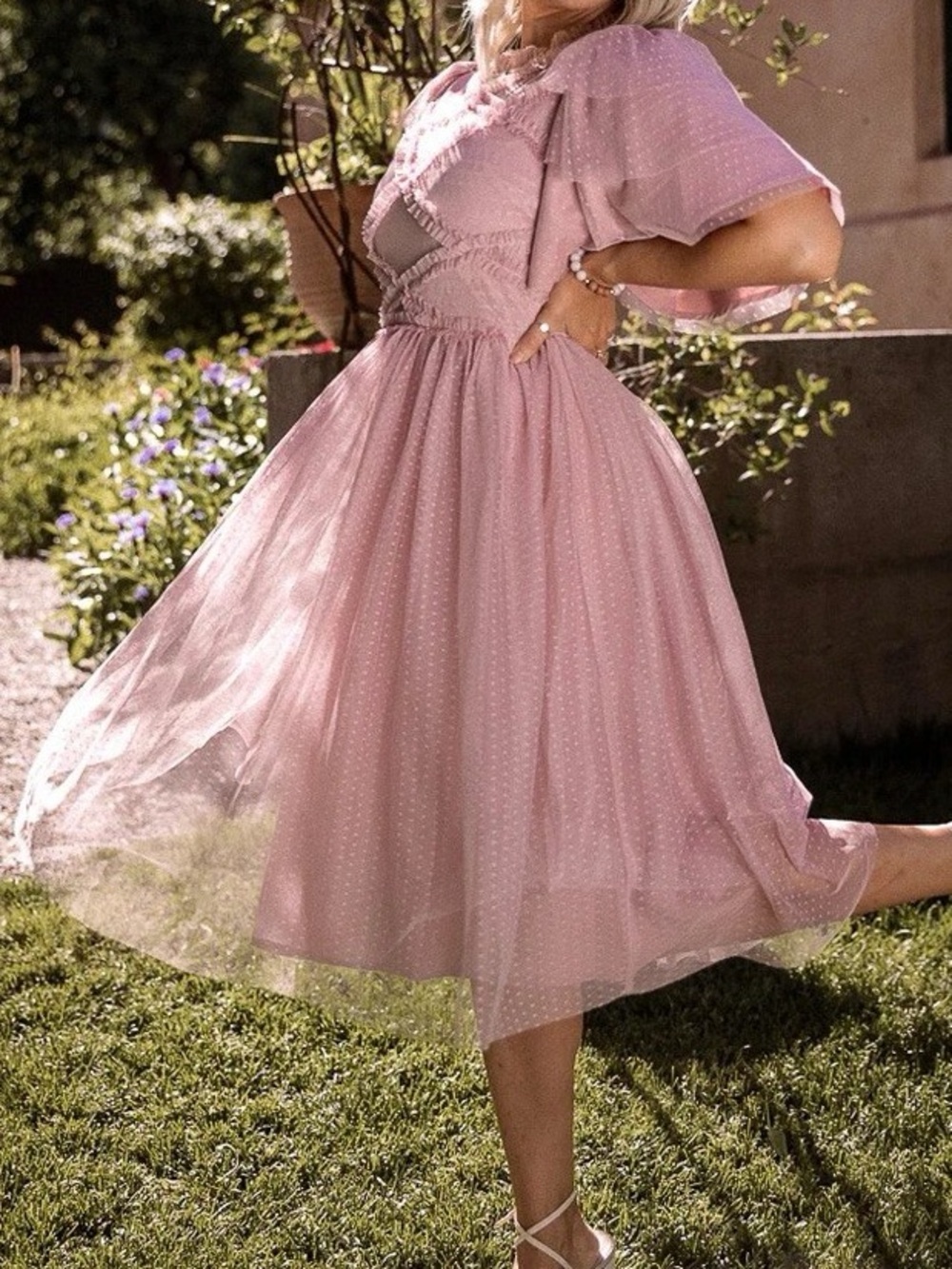 Ivy City Co ♡ Tara Dress in Blush - Picture 6 of 6
